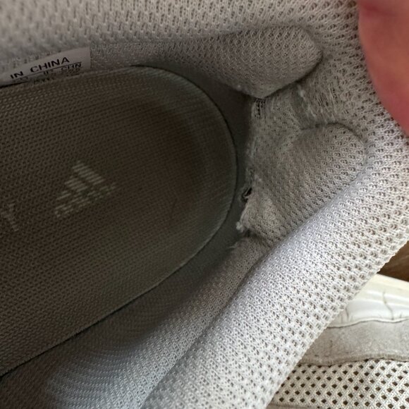 adidas Yeezy Boost 700 - Analog - Picture 4 of 9